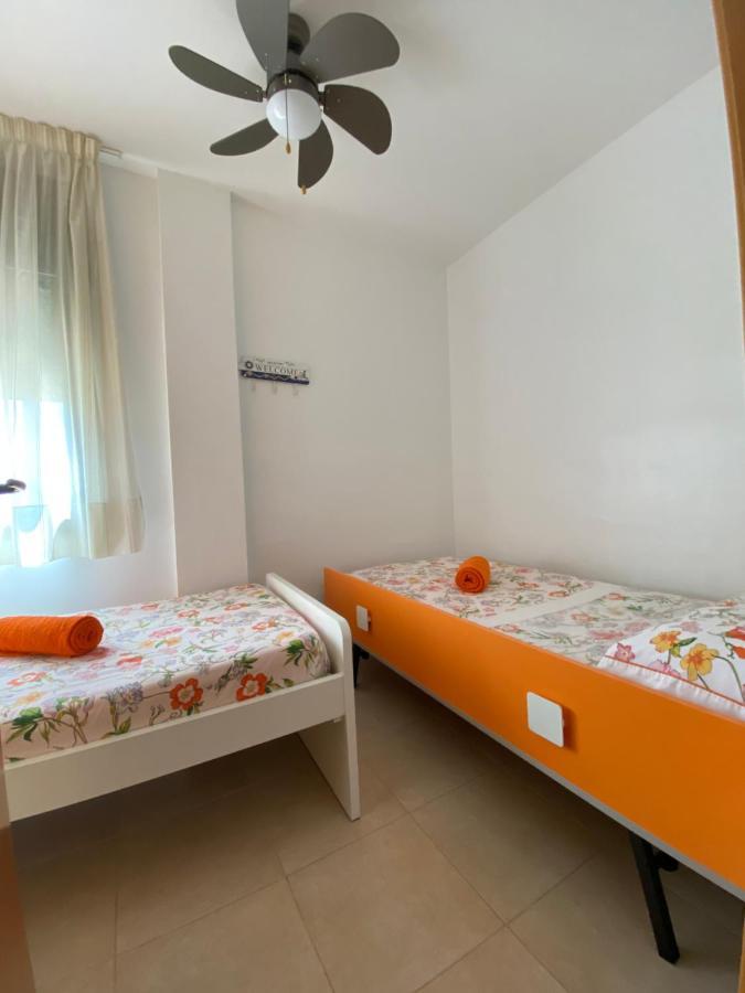 Апартаменти Apartament Joan Л'Амполя Екстер'єр фото
